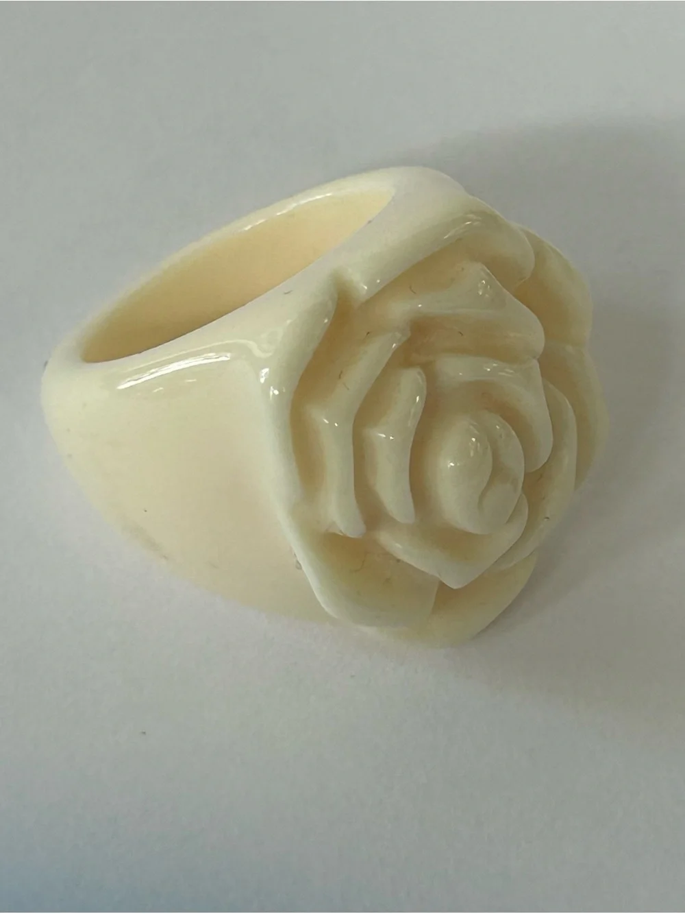 Cream Plastic Rose Decorative Accent Ring
